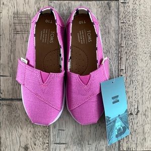 Girls TOMS Shoes